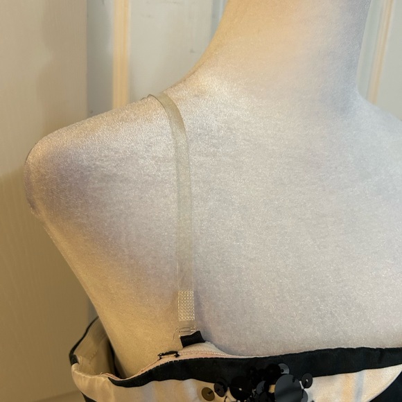 BCBGMaxAzria strapless/clear strap party dress, size 8 - Picture 2 of 5